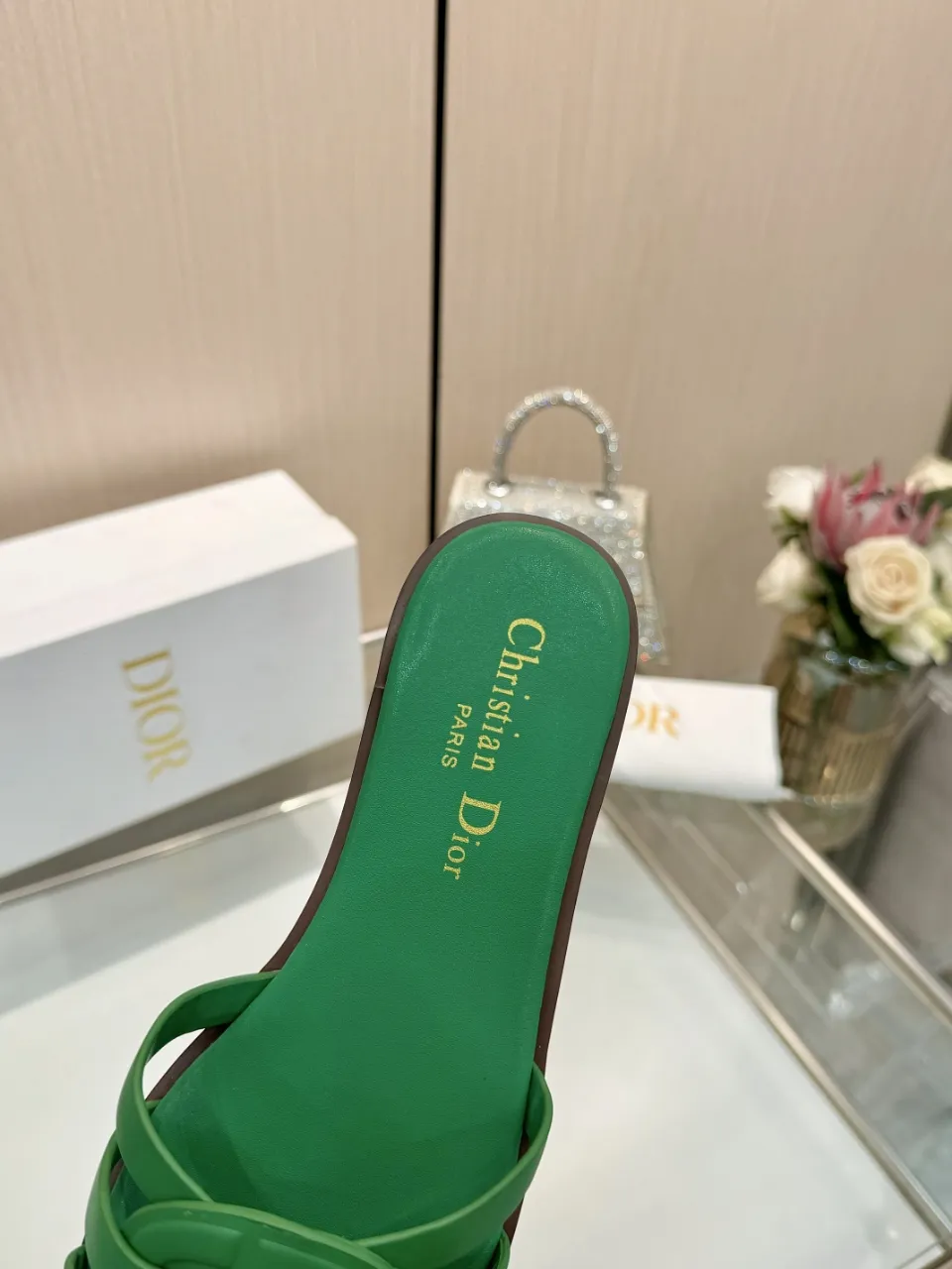 👟👟Ex-factory price 340👟👟 Dior new model, 9 colors available, cowhide fabric, code number 35-42, leather sole +40
